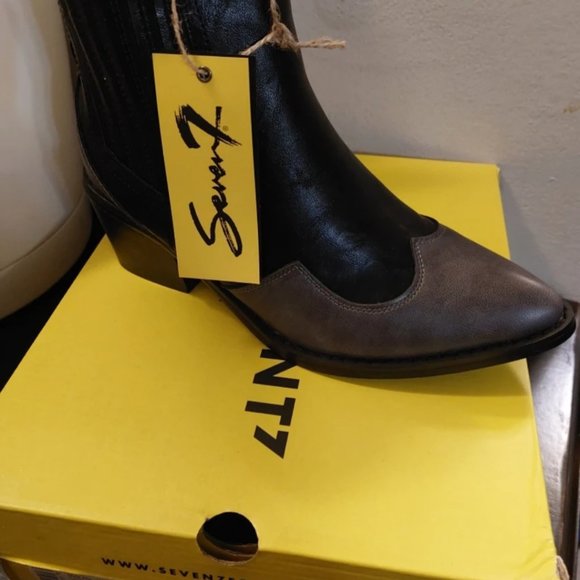 Seven7 Women's Tuxedo Tex Cowboy Vegan Leather Boots - Picture 5 of 8